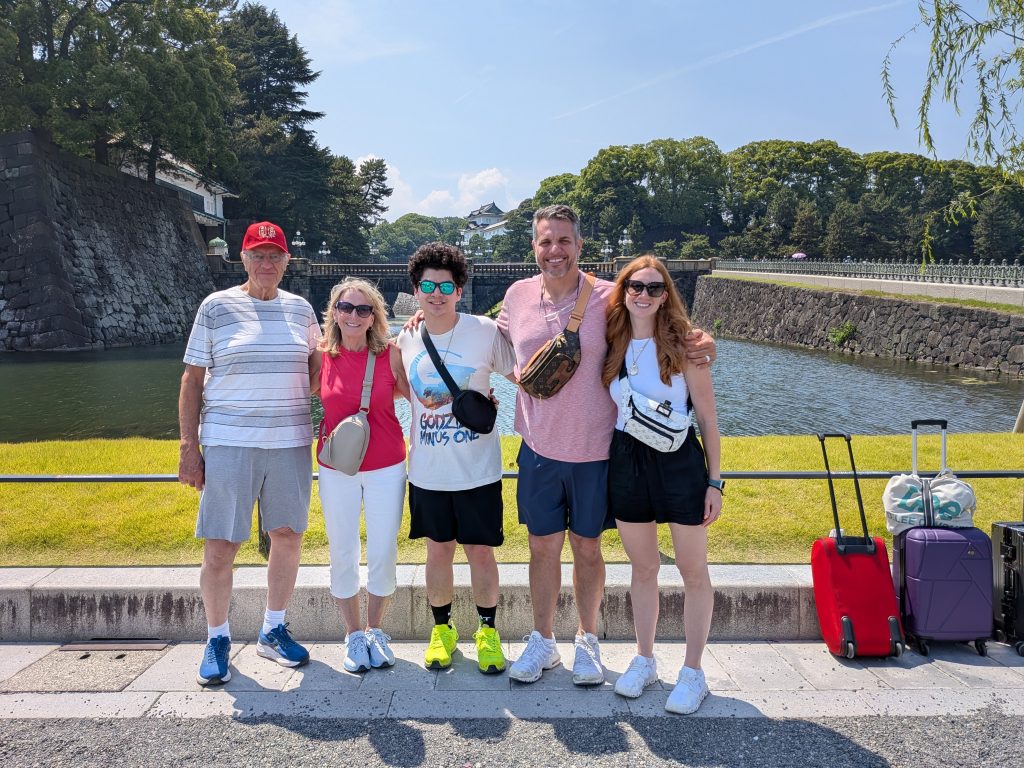 Tokyo: Meiji Shrine & Senso-ji Temple