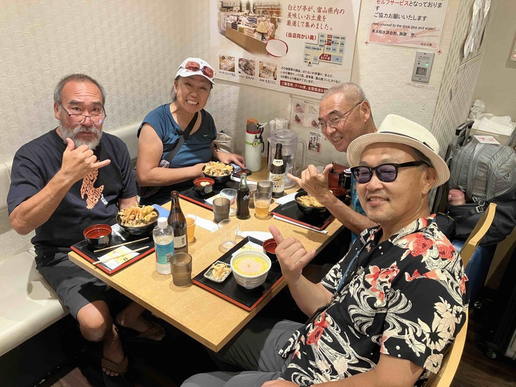 Toyama in One Day: hotel & disband