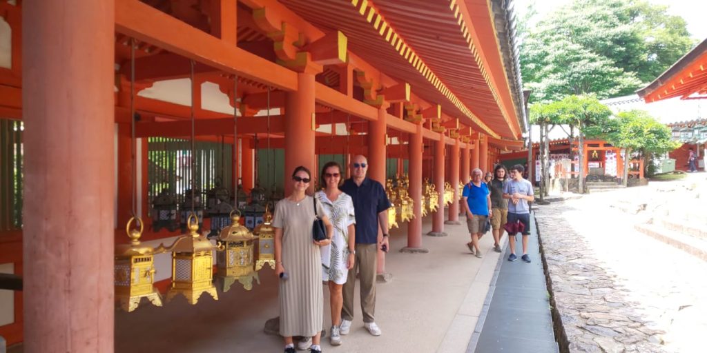 Kyoto: Himuro-jinja Shrine & Ukimido