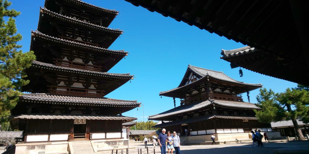 Osaka: ツアー開始（W大阪） & ツアー終了（W大阪）