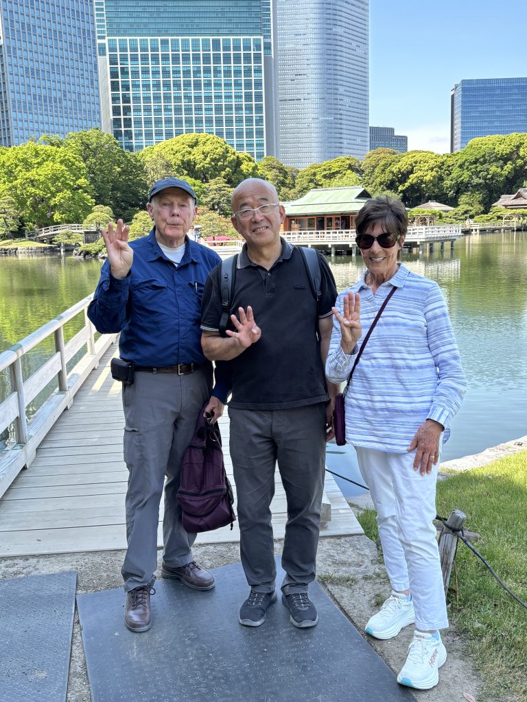 Tokyo in One Day: Nezu Shrine & Hama-rikyu Gardens