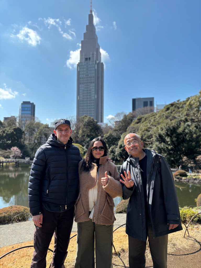Tokyo in One Day: Meiji Shrine & Shinjuku Omoide Yokocho
