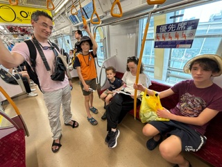 Tokyo in One Day: Shiodome Station & Shimbashi Station