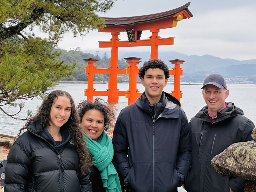 Hiroshima & Miyajima in 1 Day: Private Tour