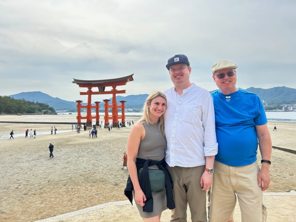 Hiroshima in One Day: Peace Memorial Park & Miyajima