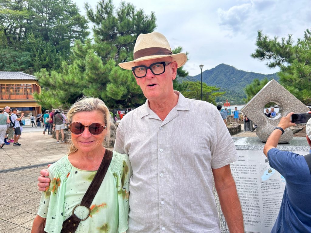 Hiroshima in One Day: Travel to Miyajima & Travel to Peace Memorial