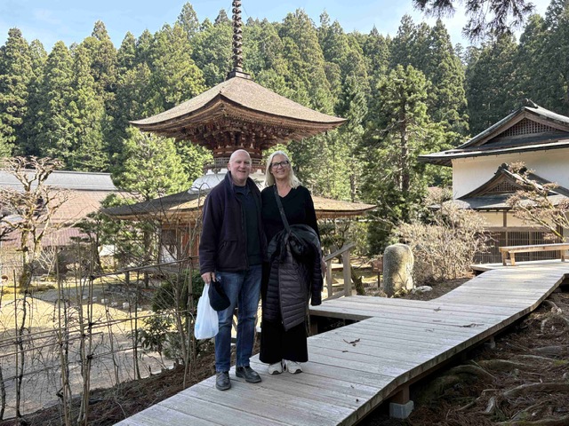 Wakayama in Half a Day: Okunoin approach path walk