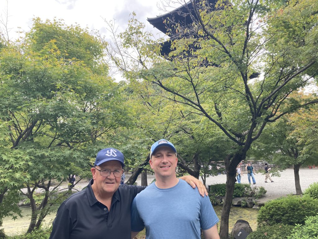 Osaka in One Day: To-ji Temple & Nijo Castle