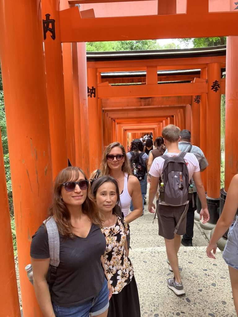 Kyoto: Fushimi Inari Taisha & Nishiki Market