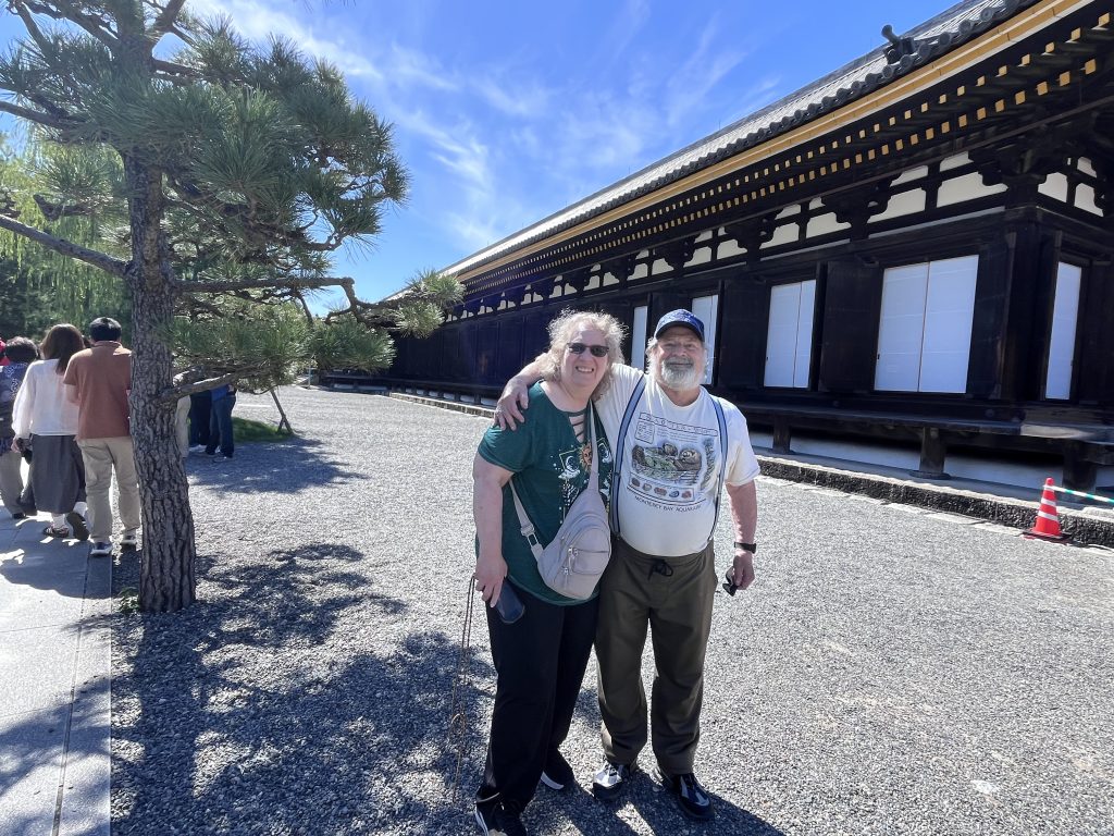Kyoto in Half a Day: Sanjusangendo & Mame Shiba Cafe Teramachi